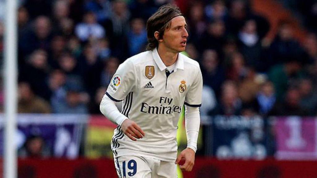 Luka Modric durante un partido con el Madrid