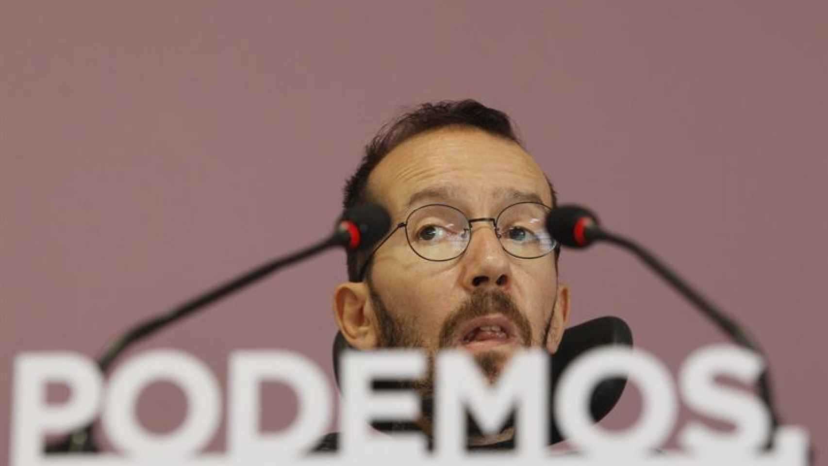 Pablo Echenique en la sede de Podemos.