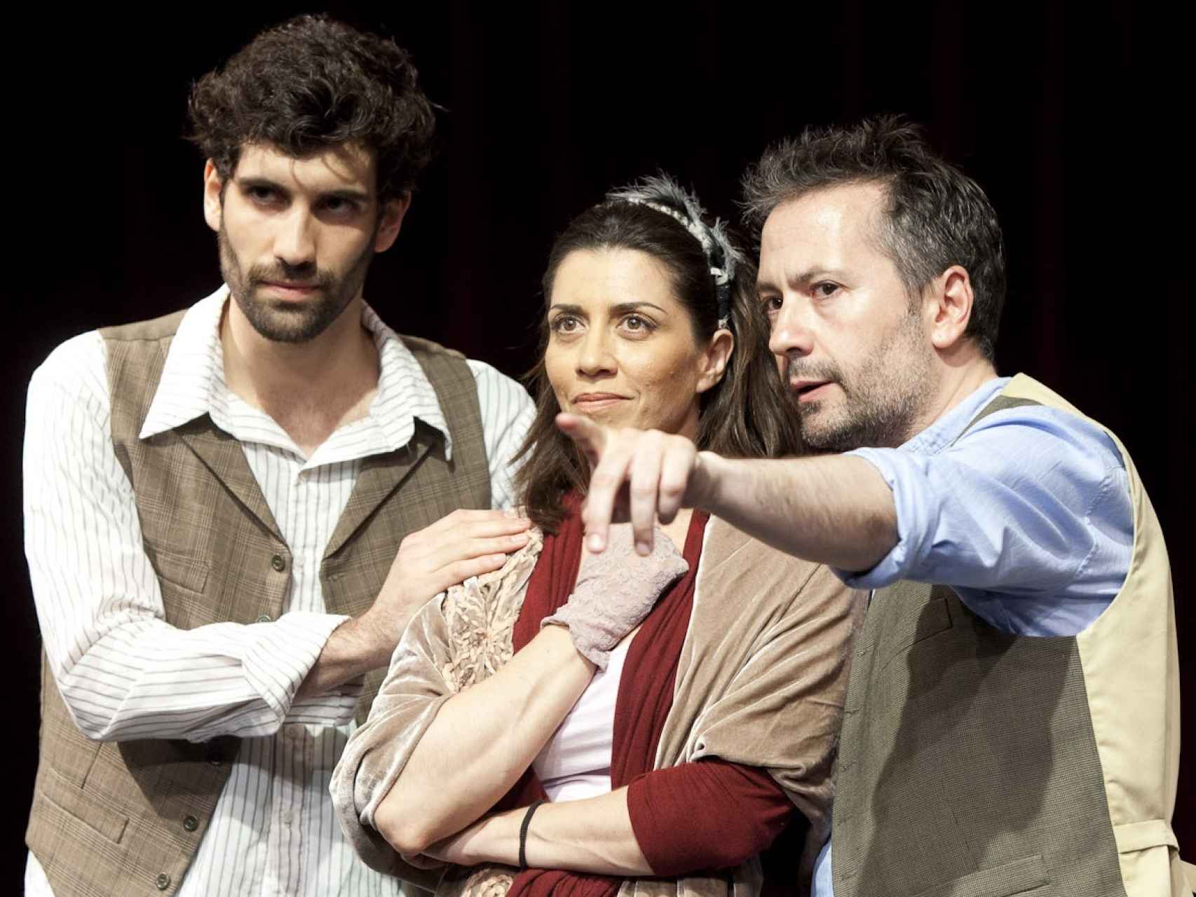 Tamar Novas, Alicia Borrachero y Rafa Castejón, en el Teatro Meyerhold de Moscú, en 2011.