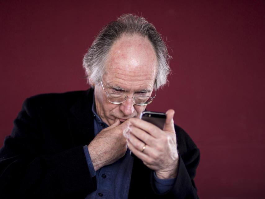 El autor Ian McEwan.