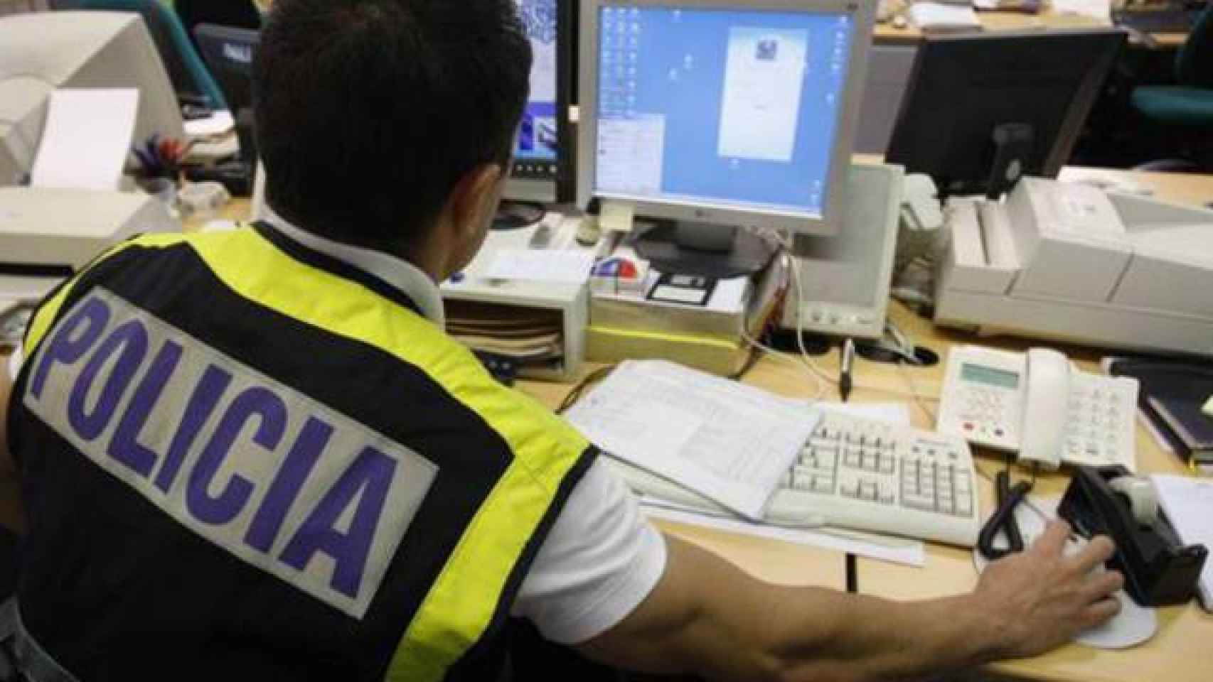 La policía rastreó la pista informática, que les llevó a Tenerife