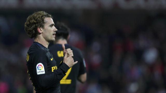 Griezmann celebra su gol en Granada.