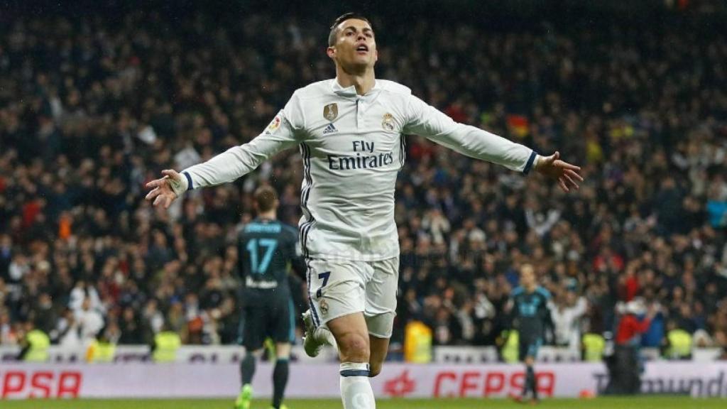 Cristiano Ronaldo celebra un gol frente a la Real Sociedad