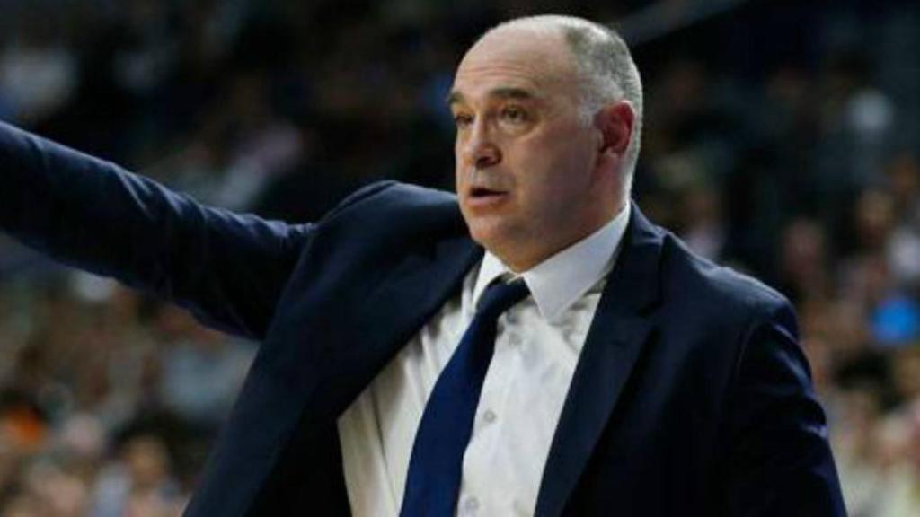 Pablo Laso dirigiendo al Real Madrid