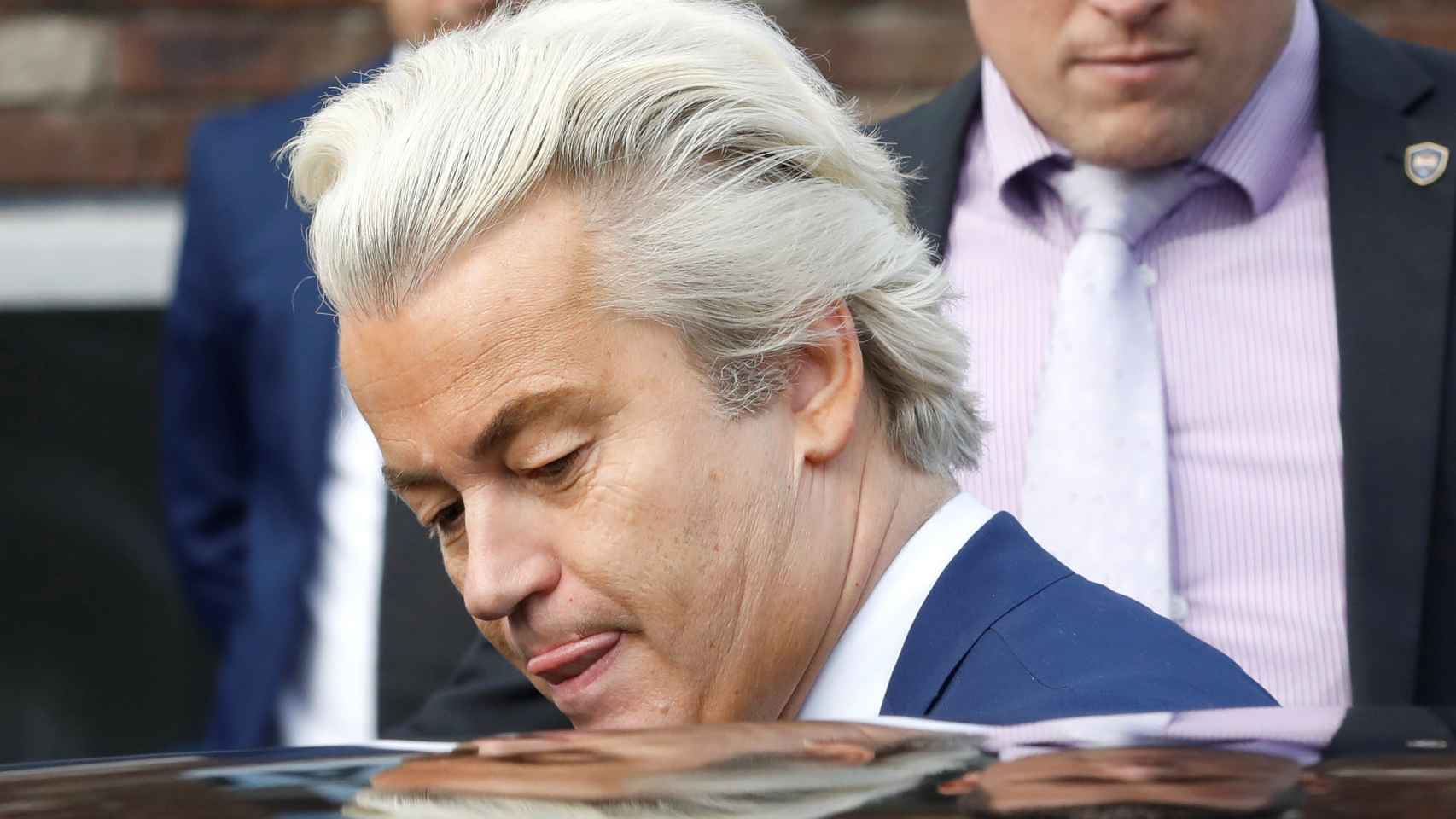 El islamófobo Wilders tras votar en las últimas elecciones holandesas