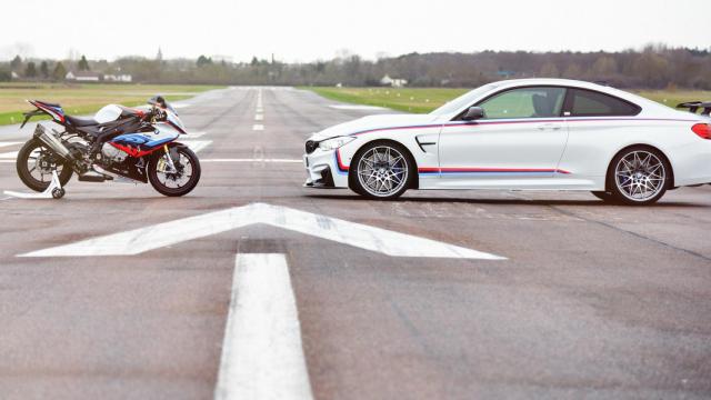 BMW M4 Magny-Cours Edition, con reloj y moto incluídos