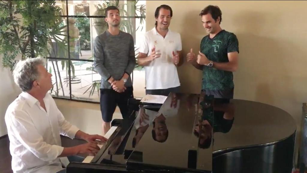 Dimitrov, Haas y Federer, con David Foster al piano, en su primer single.