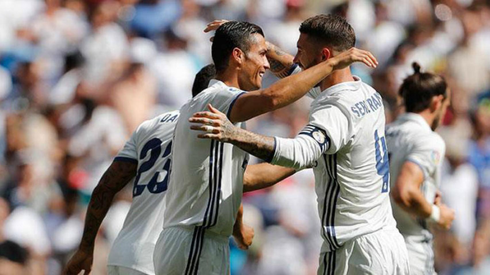Sergio Ramos y Cristiano celebrando un gol
