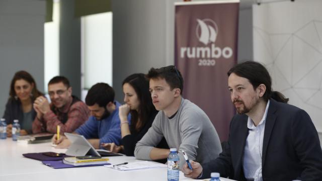 Iglesias , junto a Errejón y Monedero, entre otros.