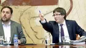 Puigdemont y Junqueras piden a Rajoy un pacto antes de convocar un referéndum