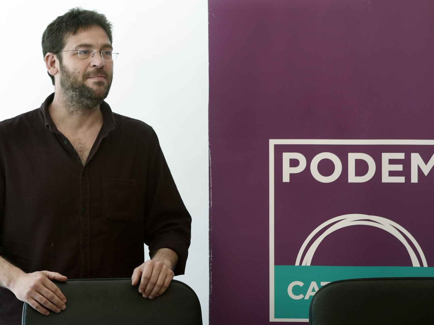 El líder de Podem, Albano Dante Fachin, en una rueda de prensa.