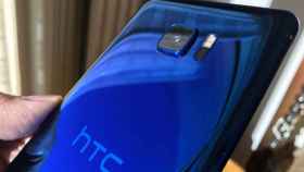 A HTC le cuesta sorprender, pero tampoco lo intenta