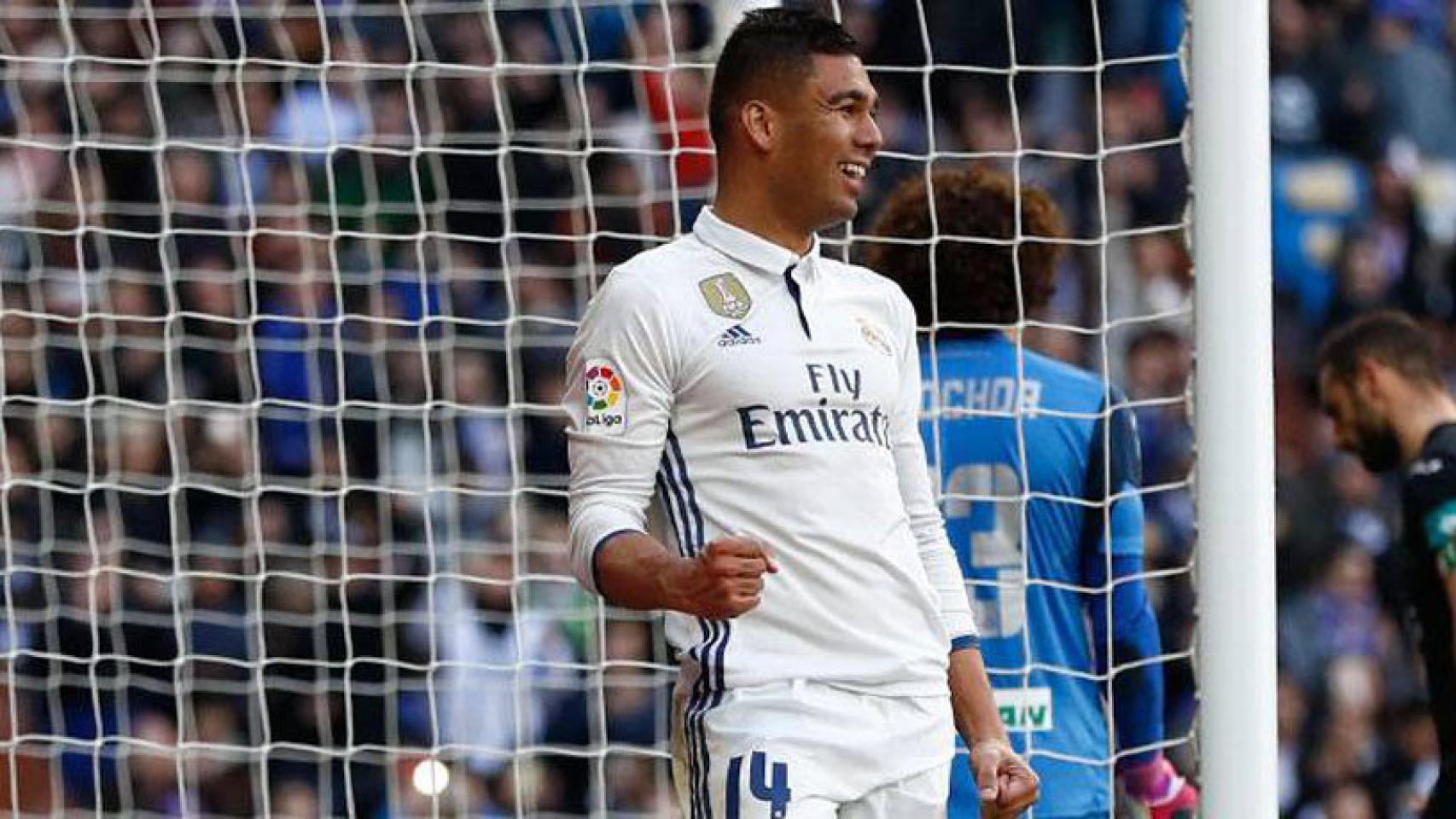 Casemiro celebrando un gol