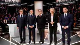 Francois Fillon, Emmanuel Macron, Jean-Luc Melenchon, Marine Le Pen y Benoit Hamon posan antes del debate