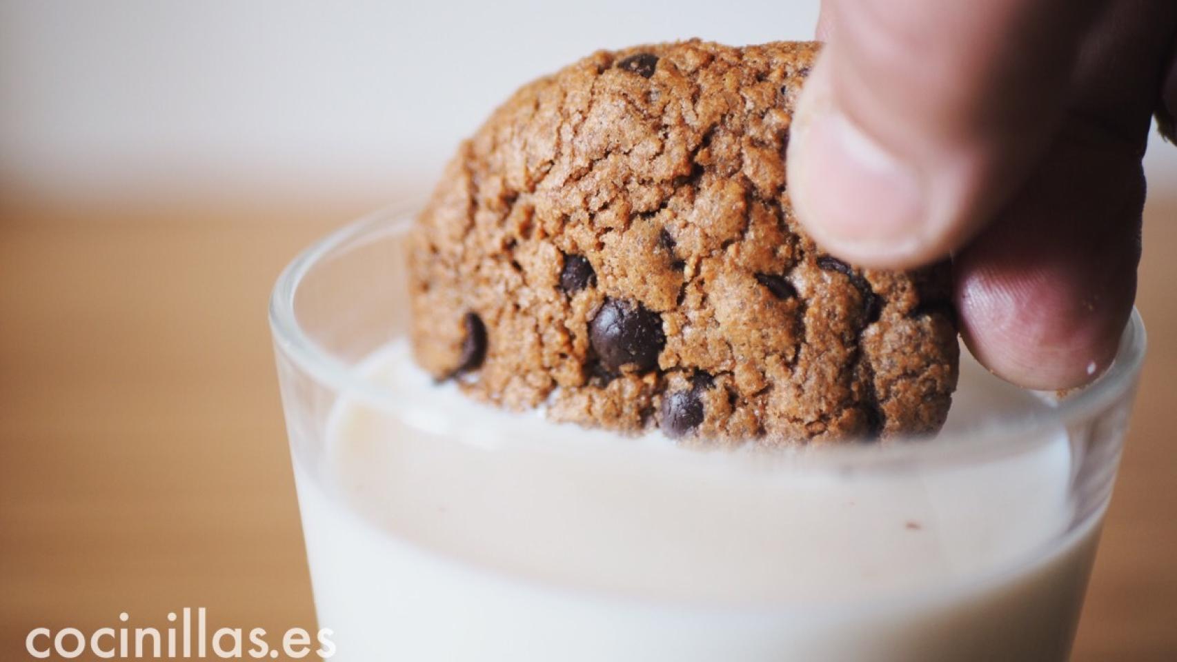 Galleta con leche.