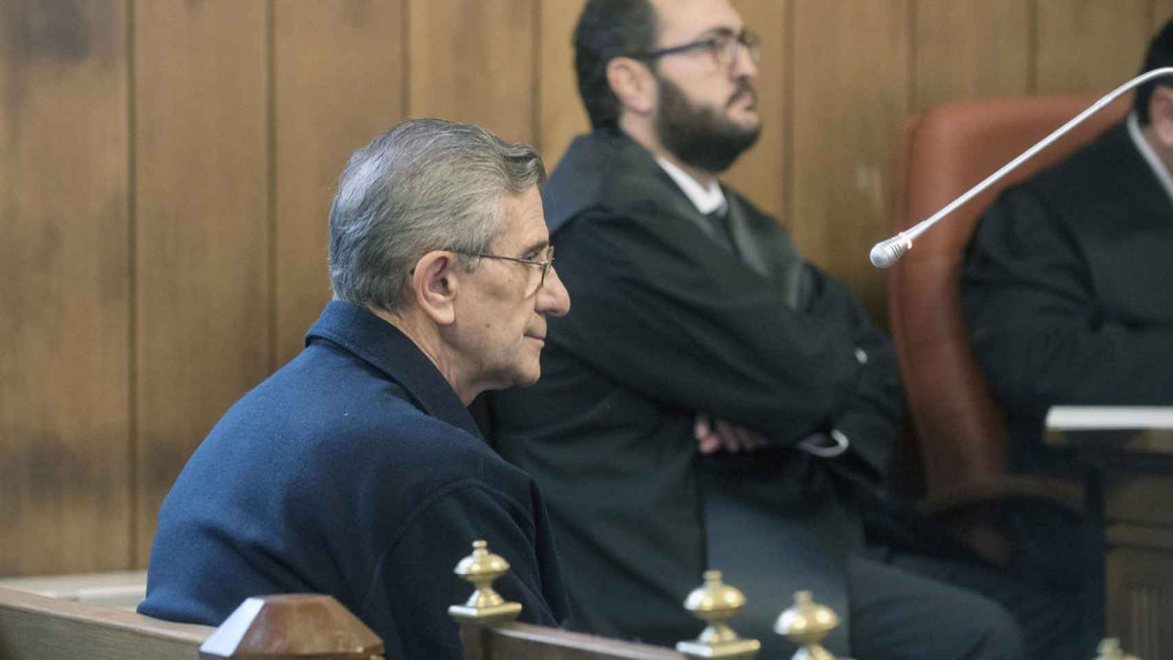 El padre Román, durante su declaración en el juicio.