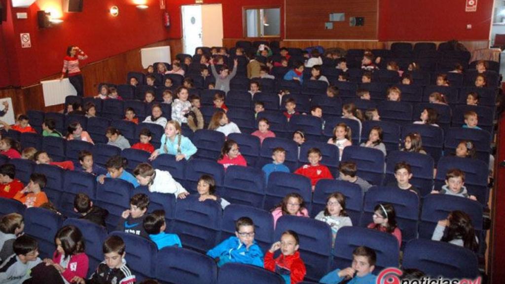 teatro-escolar-guijuelo