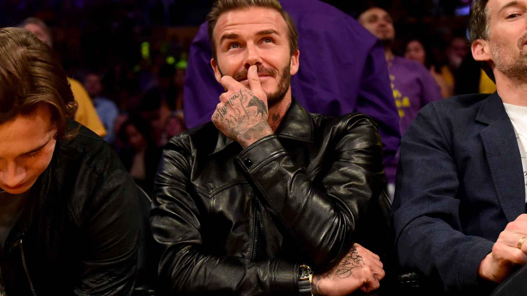 David Beckham es uno de los que más utiliza la cazadora tipo biker. | Foto: Getty Images.