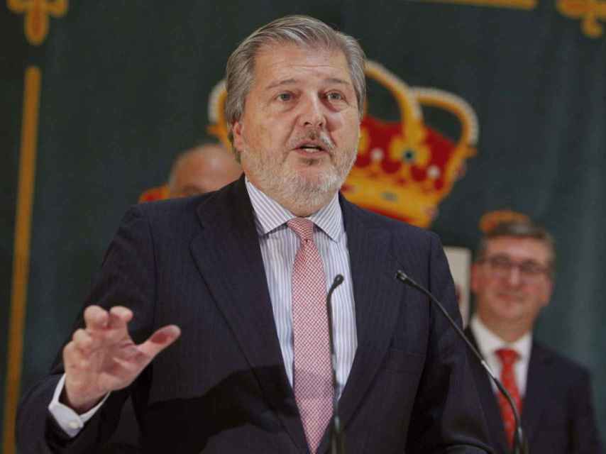 Méndez de Vigo, ministro de Cultura y barón.