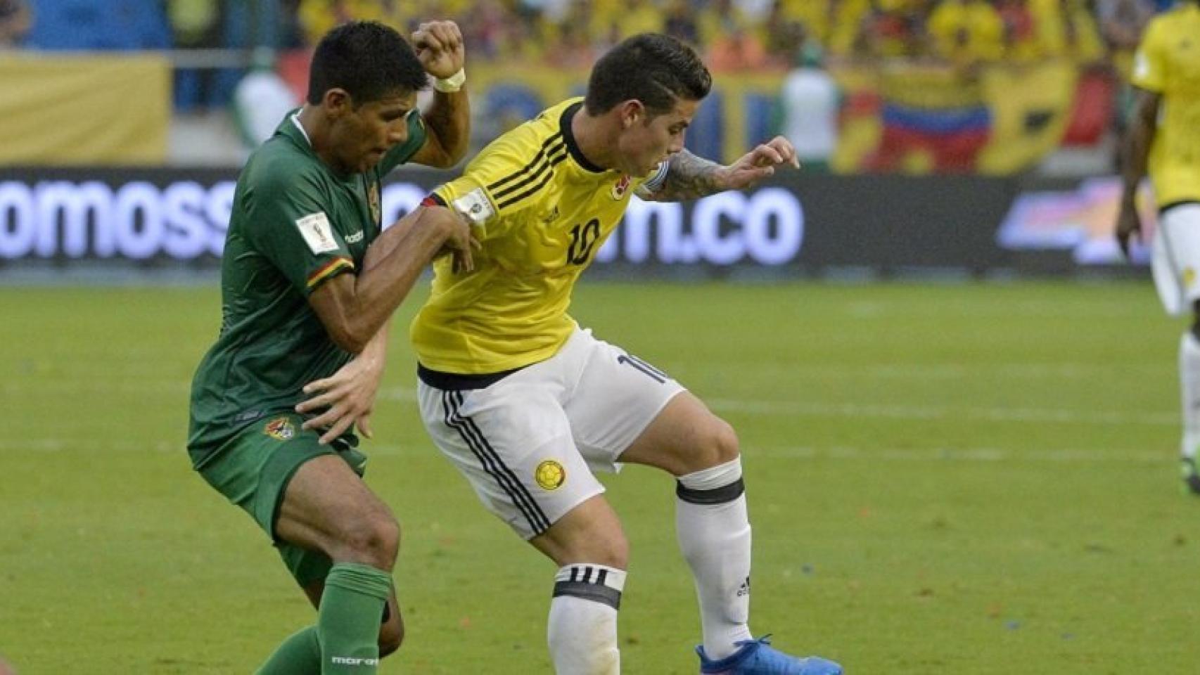 James, en un partido con Colombia. Foto: Twitter (@FCFSeleccionCol)