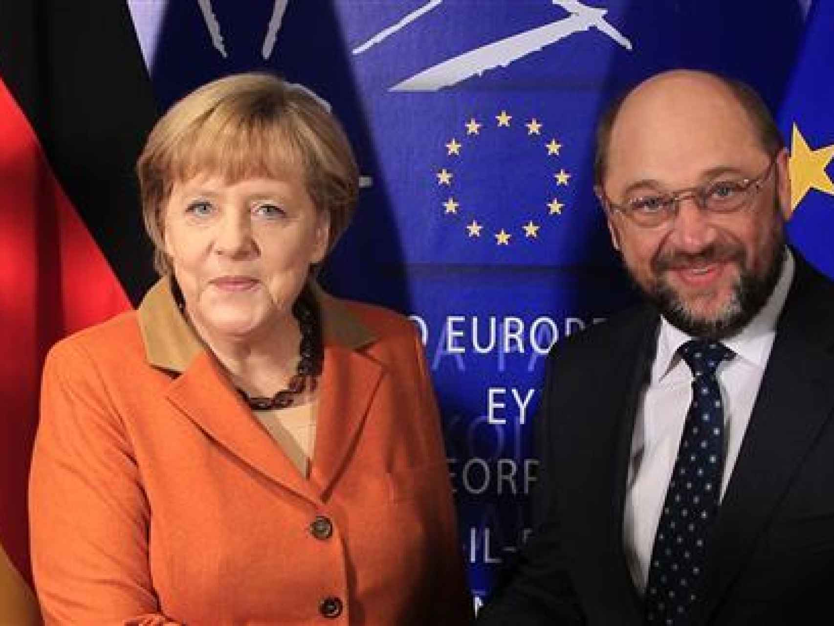 Angela Merkel y Martin Schulz, en un acto en la Unión Europea.
