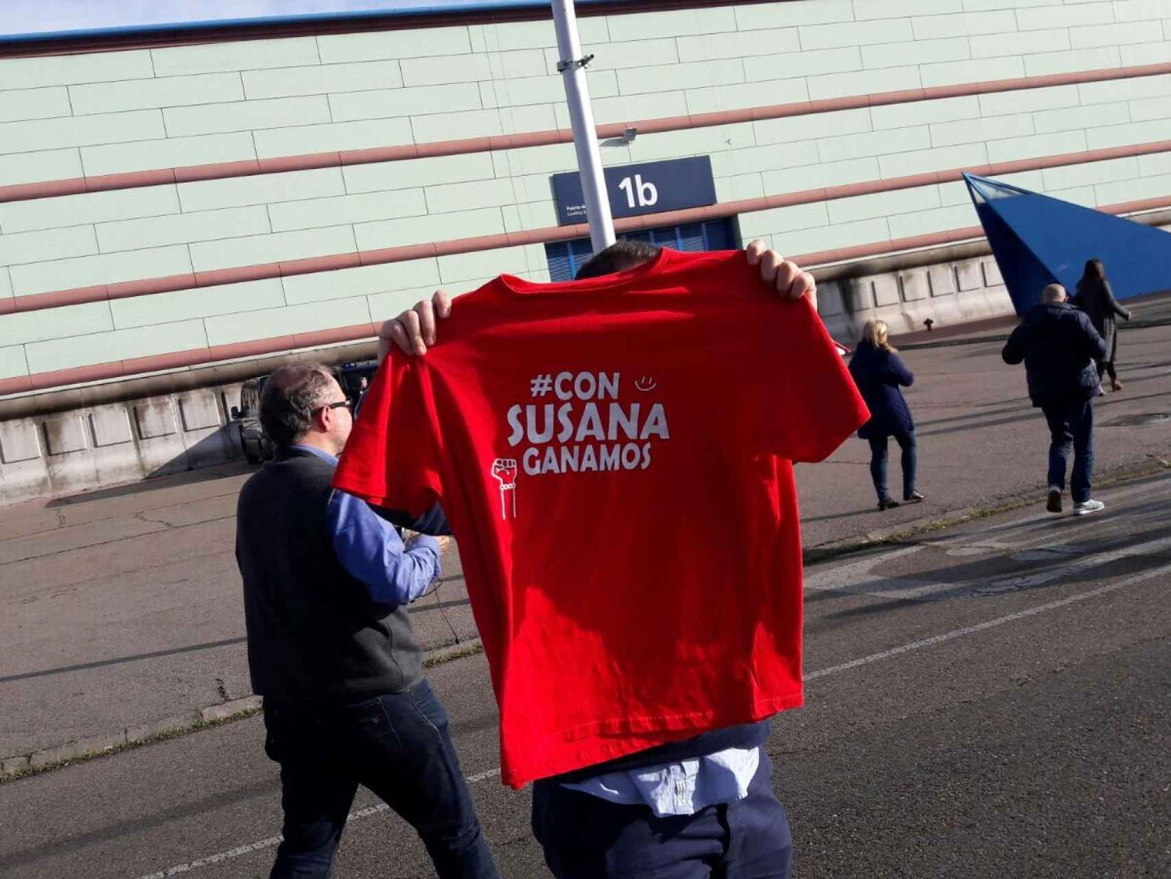 Camiseta de apoyo a Susana Díaz en IFEMA.