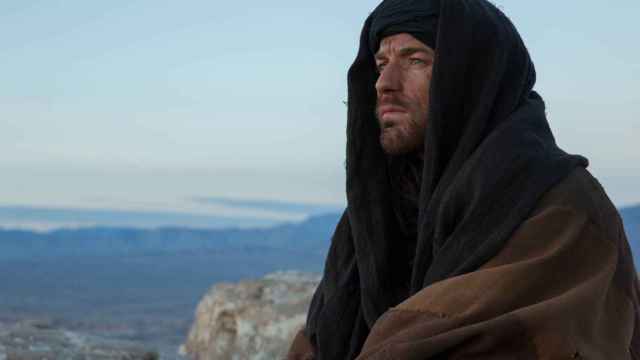 Ewan McGregor interpreta a Jesús y al Diablo en el filme.