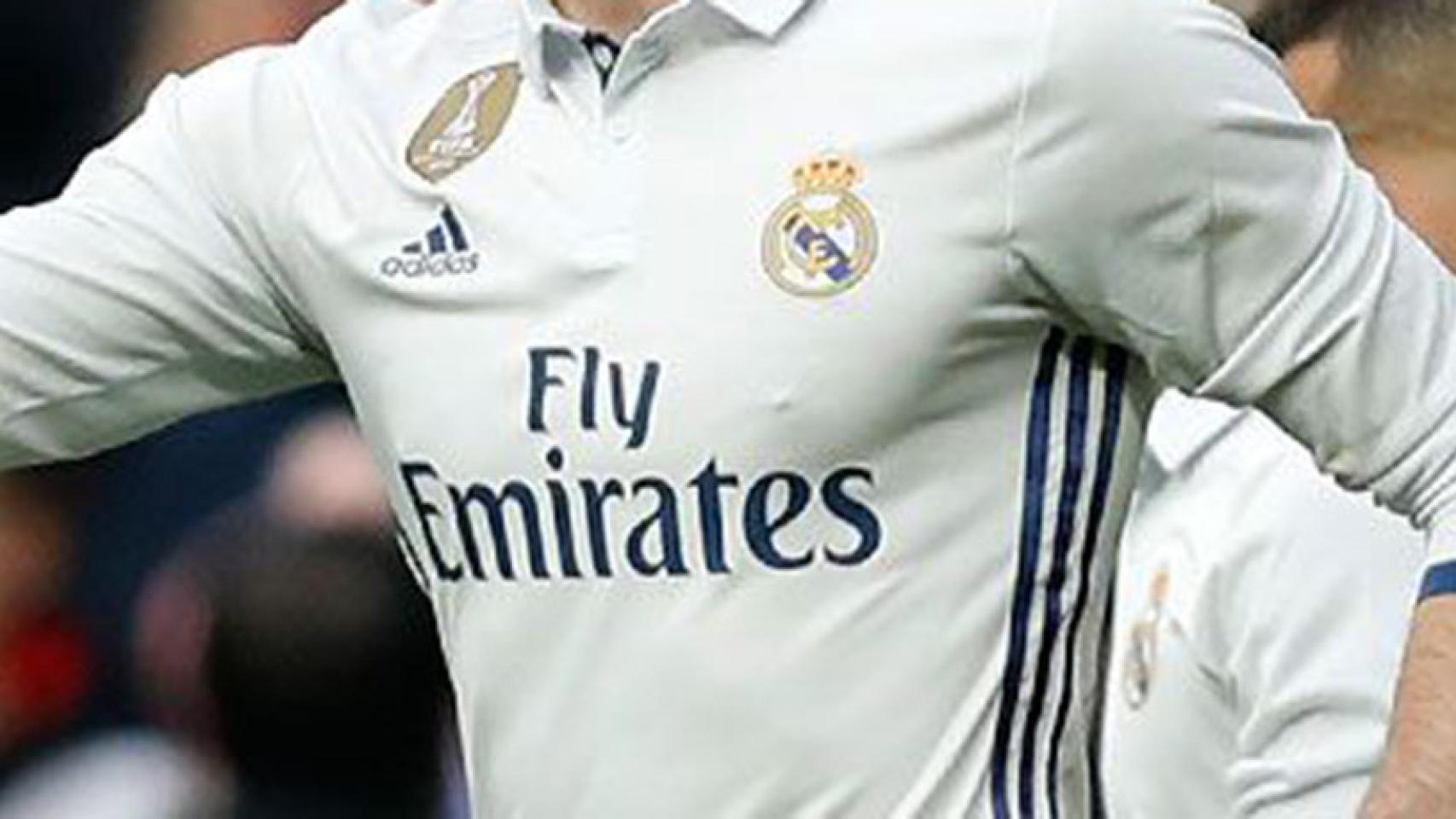 La camiseta del Madrid con la publicidad de Adidas