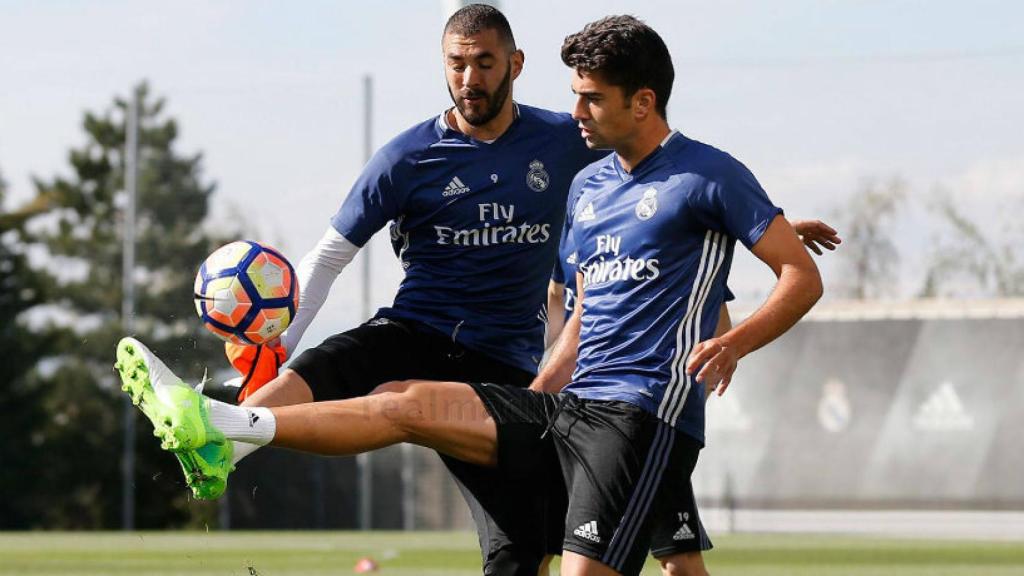 Enzo Zidane, en un entrenamiento con el primer equipo del Real Madrid