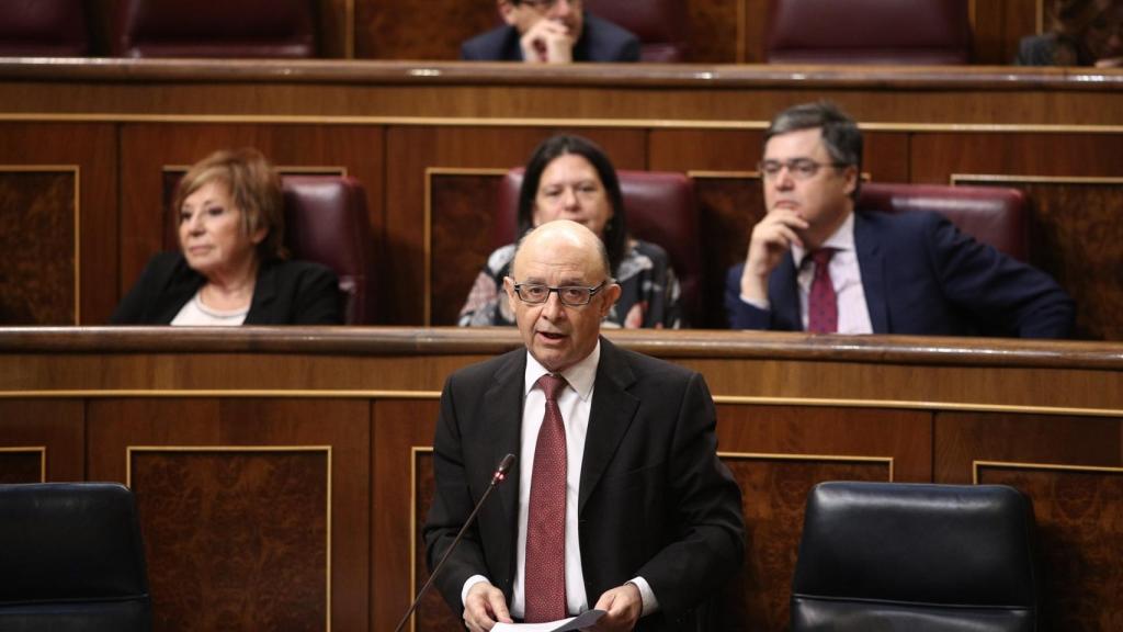 Cristobal Montoro en una sesión del Congreso.