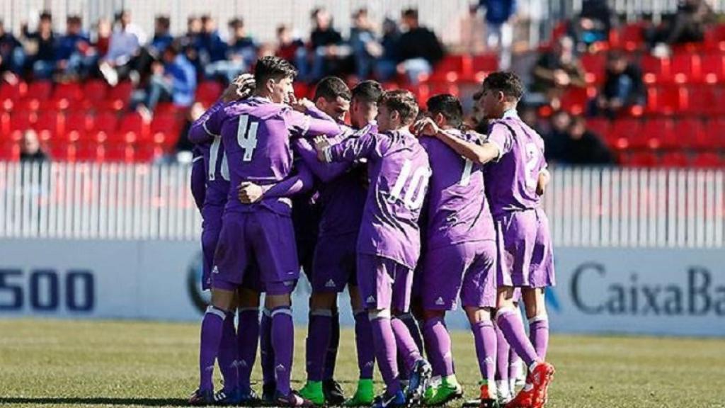 El Castilla celebrando un gol