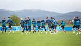 El Alavés se entrena para enfrentarse al Madrid