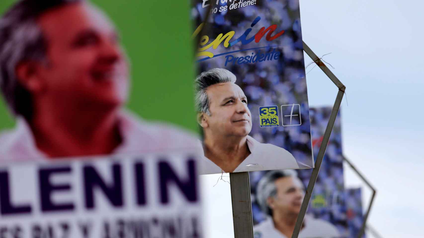 Carteles de campaña de Lenín Moreno.