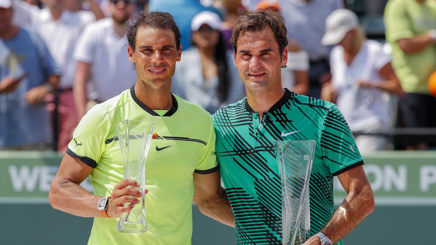 Rafa Nadal y Roger Federer tras la final de Miami.