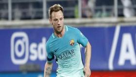 Rakitic durante el partido ante el Éibar. Foto: fcbarcelona.es