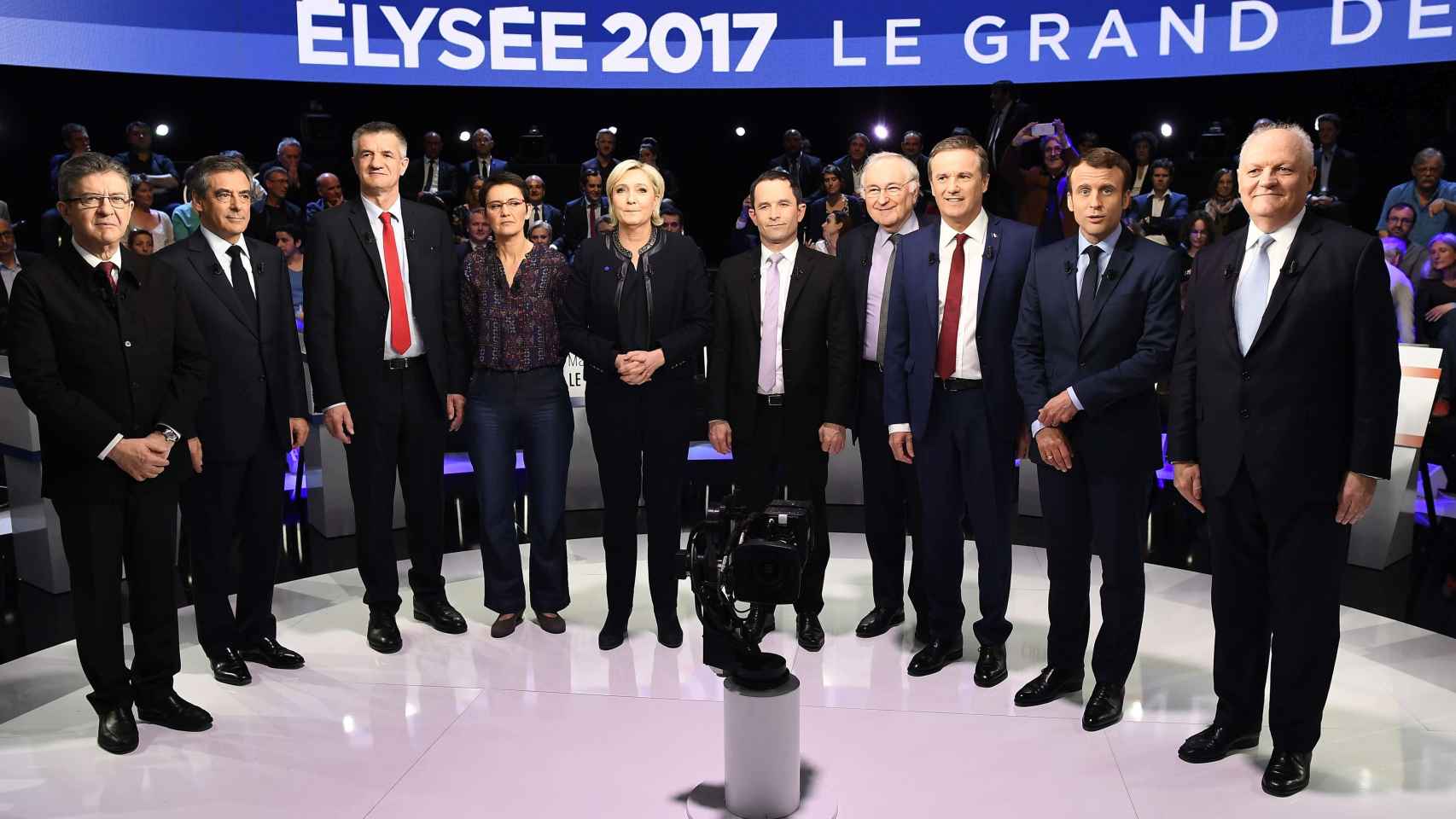 Los once candidatos a las presidenciales francesas minutos antes de empezar.