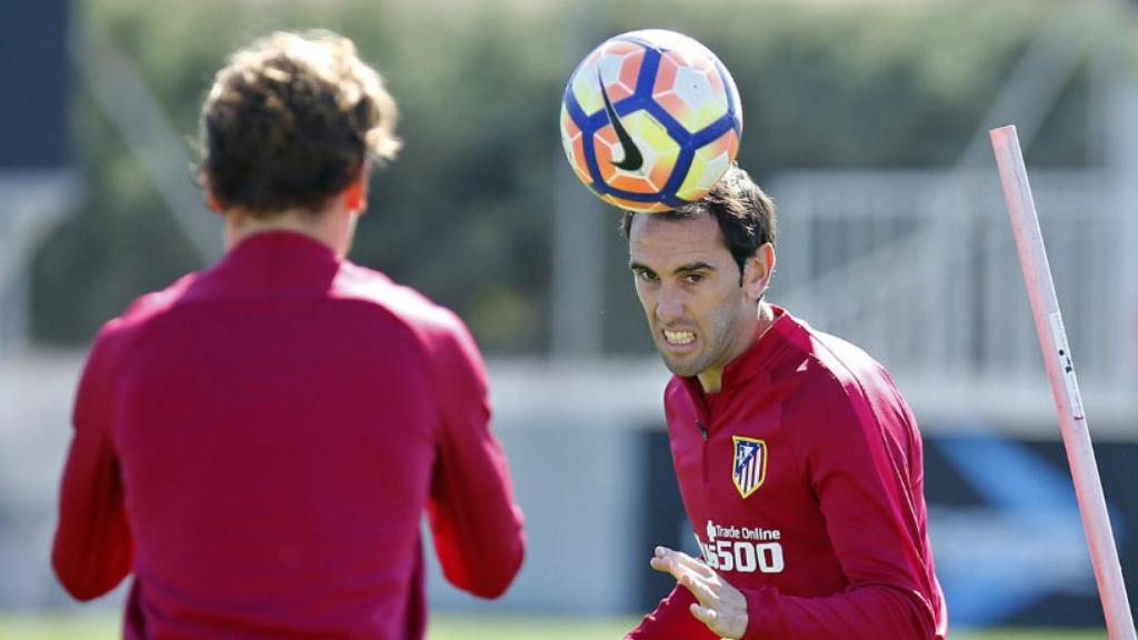 El Atleti entrena de cara al derbi.  Foto. Twitter (@Atleti)