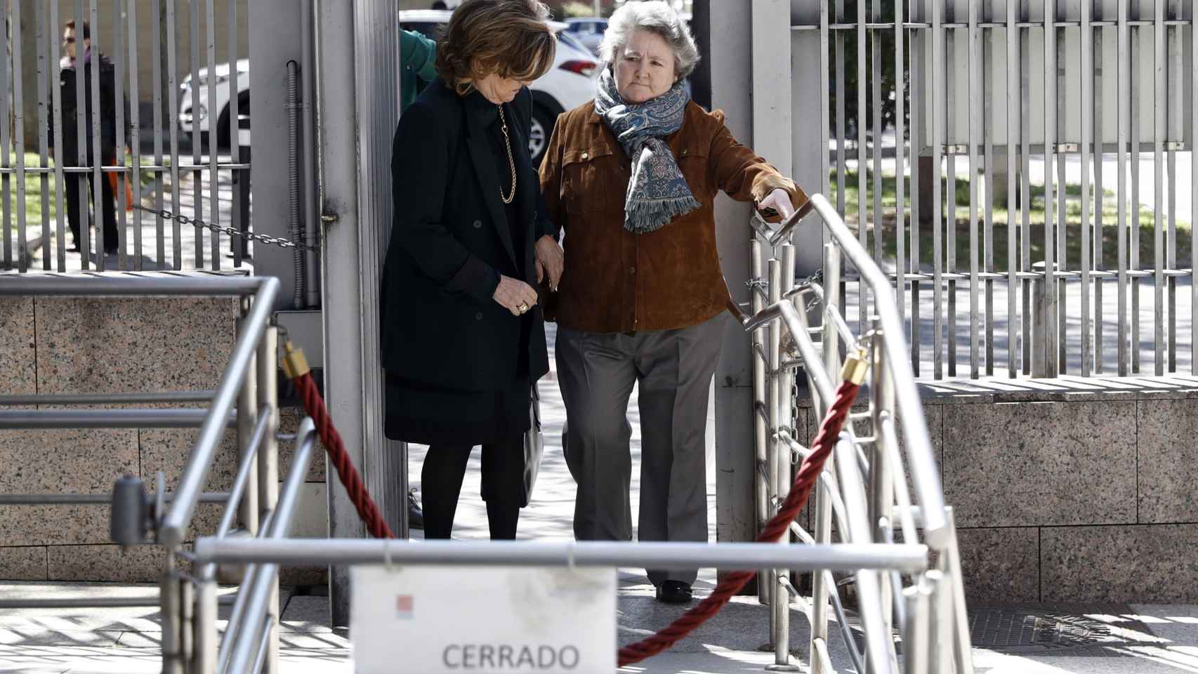 Isabel Redondo, a su llegada a la Asamblea de Madrid.