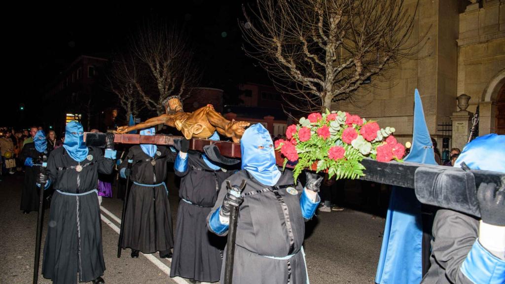 Solemne Via Crucis Procesional