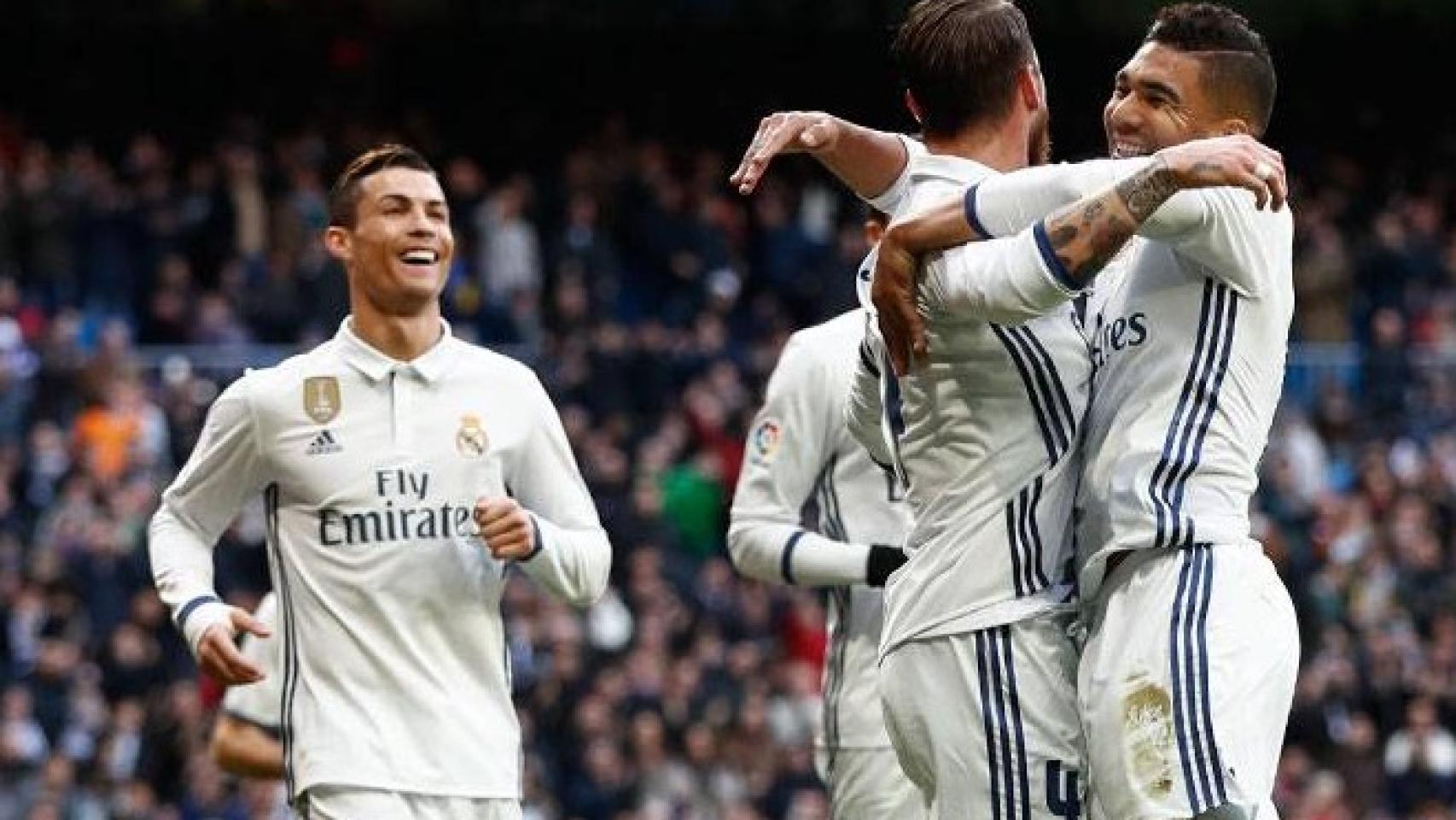 Jugadores del Real Madrid tras un gol