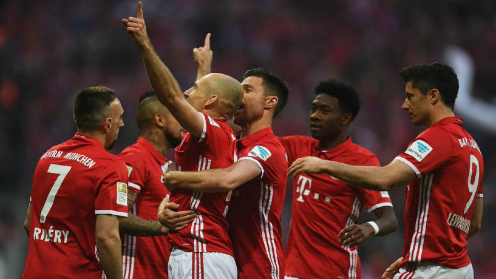 Robben celebra un gol ante al Dortmund. Foto: Twitter (@FCBayern)