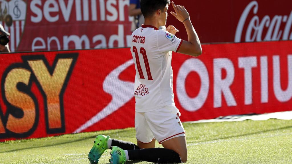 Correa celebra su gol contra el Deportivo.