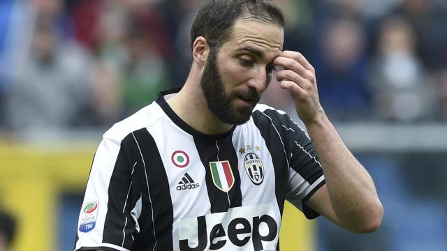 Higuaín en un partido con la Juventus esta temporada.