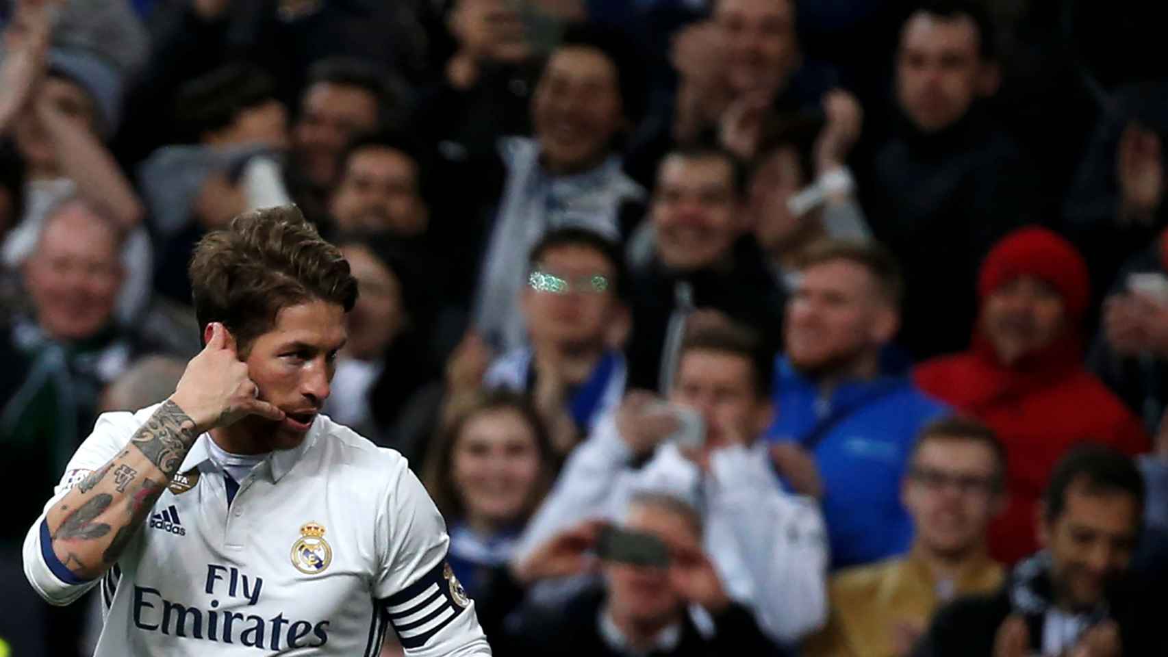Sergio Ramos celebra un gol con el Real Madrid.