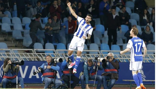 Willian Jose celebra su gol ante el Sporting.