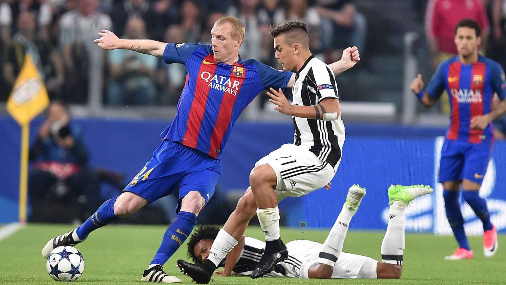 Jeremy Mathieu, durante un partido entre la Juventus y el Barcelona