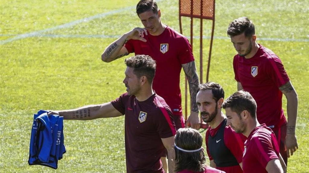 Simeone, durante el entrenamiento matilnal.