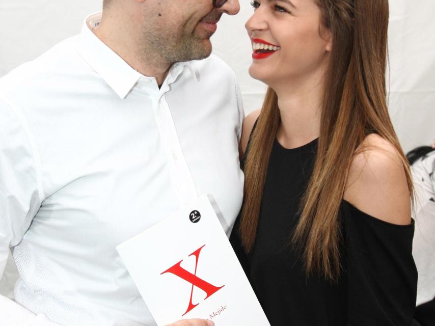 Laura Escanes y Risto Mejide durante la presentación del libro 'X' del publicista.