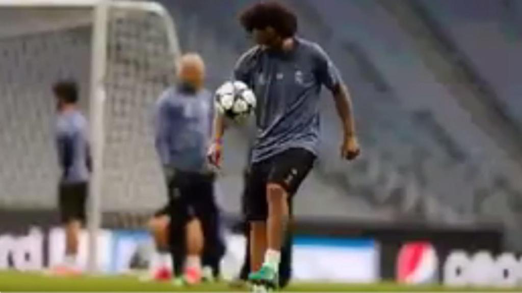 Marcelo con el balón