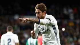 Ramos dedica su gol a la grada